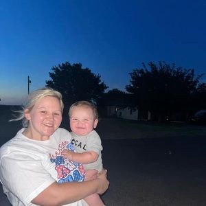 Meet your Posher, Dakota